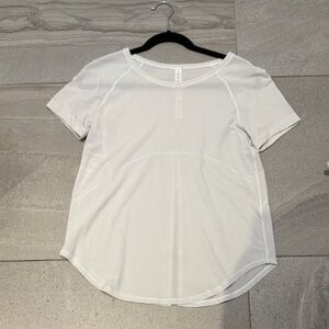 Lululemon White Short Sleeve Top